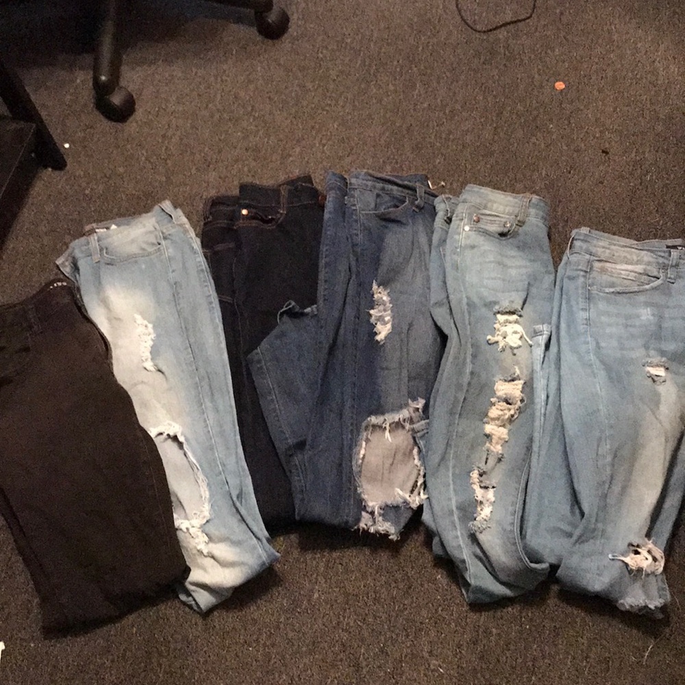 11/12 Fashion nova and American Eagle Jeans